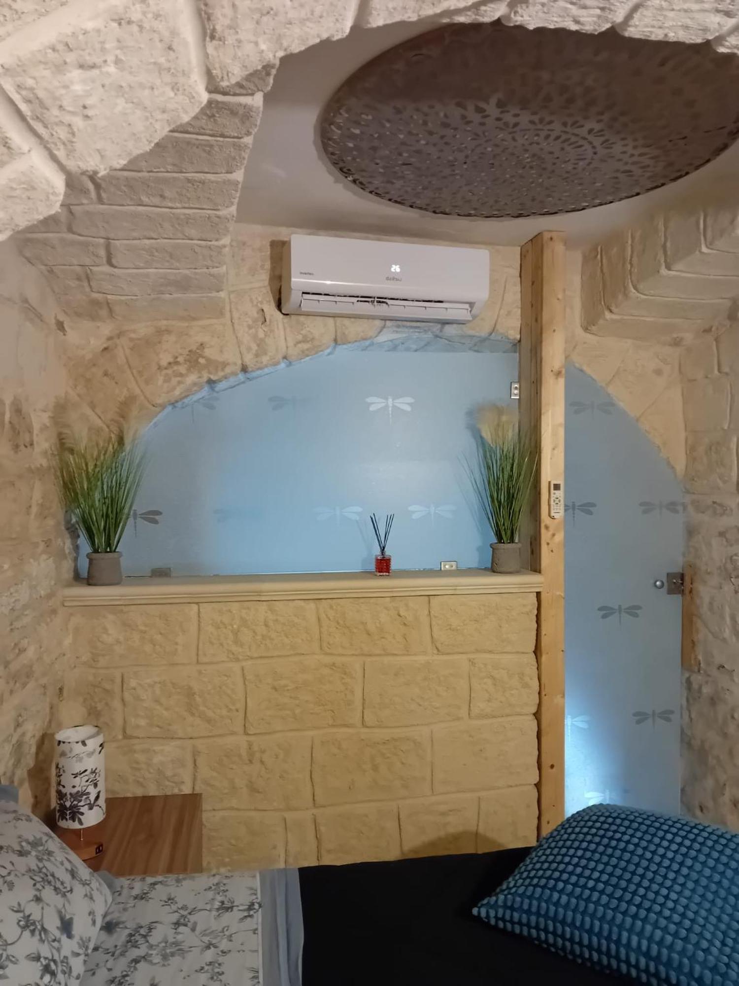 B & B La Grotta Bisceglie Exterior photo